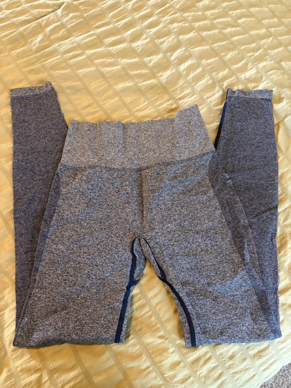 Victoria’s Secret Pink size XS Cool Blue Active Leggings